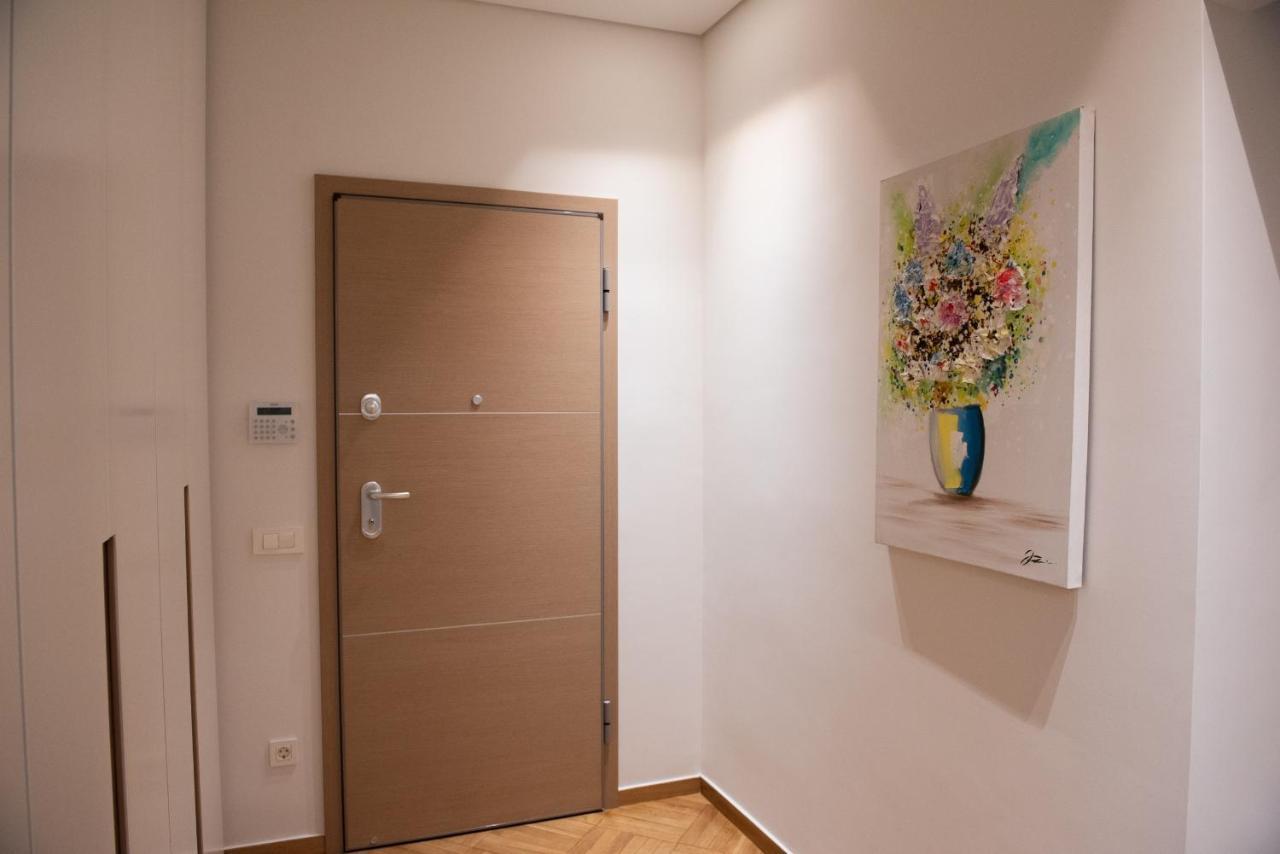 Katia Modern In Apartment Athens